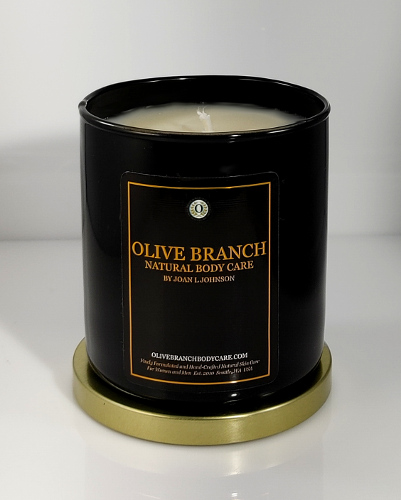Luxury Soy Candle: Signature Scent